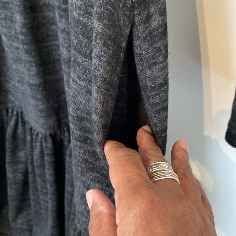 Perfect Peach Grey Heather Long Sleeved Girl's Tiered Maxi Dress size Medium - Picture 5 of 12